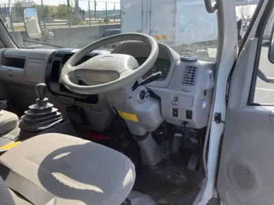 Toyota DYNA  с аукциона в Японии