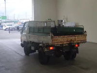 Toyota DYNA лот № 21 оценка 2  с аукциона в Японии 1