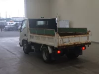 Toyota DYNA лот № 1276 оценка 3  с аукциона в Японии 1