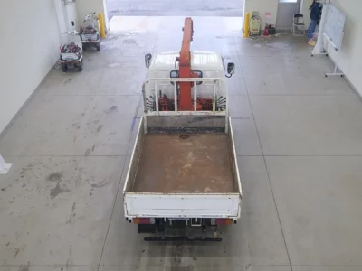 Toyota DYNA  с аукциона в Японии