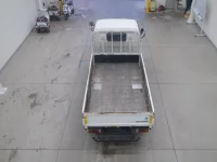 Toyota DYNA лот № 1362 оценка R  с аукциона в Японии 2