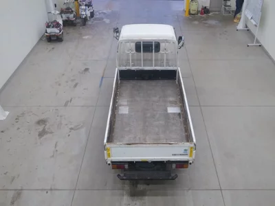 Toyota DYNA  с аукциона в Японии