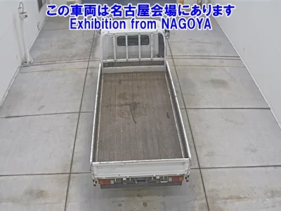 Toyota DYNA  с аукциона в Японии