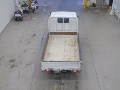 Toyota HIACE TRUCK  с аукциона в Японии