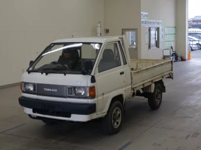 Toyota TOWN ACE TRUCK  с аукциона в Японии