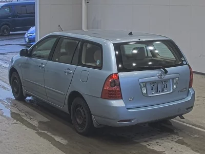 Toyota COROLLA FIELDER  с аукциона в Японии