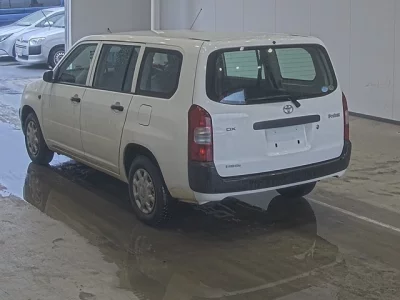 Toyota PROBOX  с аукциона в Японии