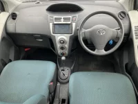 Toyota VITZ лот № 20143 оценка 4  с аукциона в Японии 3