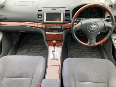 Toyota ALLION  с аукциона в Японии