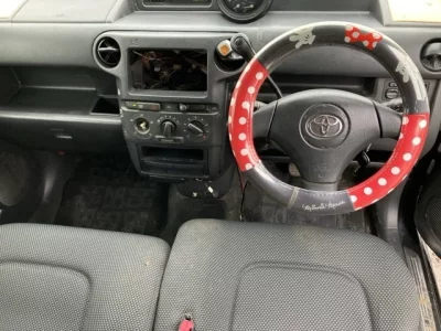 Toyota BB  с аукциона в Японии