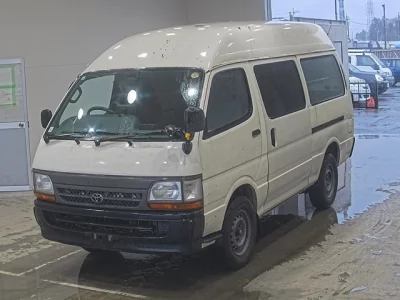 Toyota HiAce Van