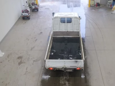 Toyota DYNA  с аукциона в Японии