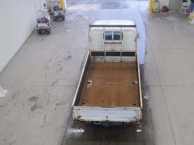 Toyota DYNA  с аукциона в Японии