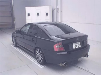 Subaru LEGACY B4