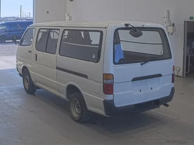Toyota HiAce Van