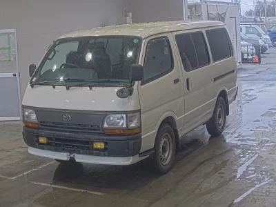 Toyota HiAce Van