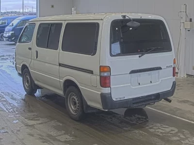 Toyota HiAce Van