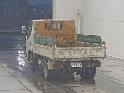 Toyota DYNA  с аукциона в Японии