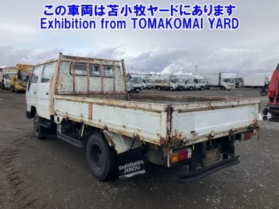 Toyota DYNA  с аукциона в Японии