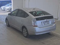 Toyota Prius лот № 20098 оценка 3  с аукциона в Японии 1