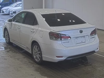 Lexus HS  с аукциона в Японии
