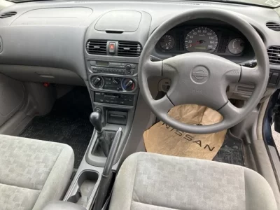Nissan Sunny