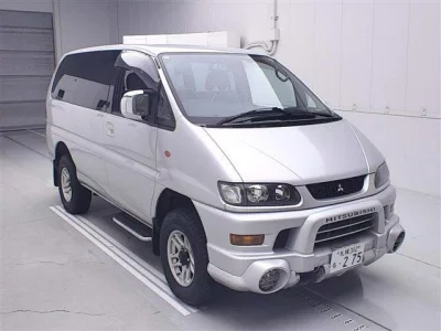 Mitsubishi DELICA