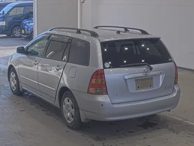 Toyota COROLLA FIELDER  с аукциона в Японии