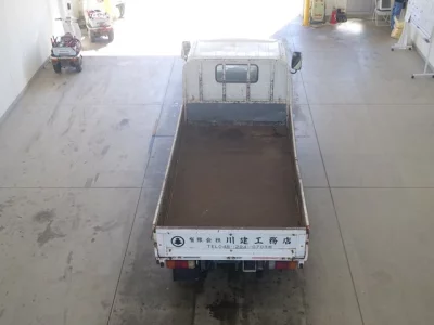 Toyota DYNA  с аукциона в Японии