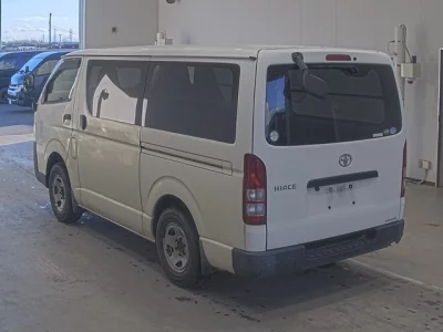 Toyota HiAce Van