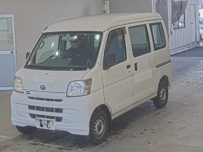 Toyota Pixis Van