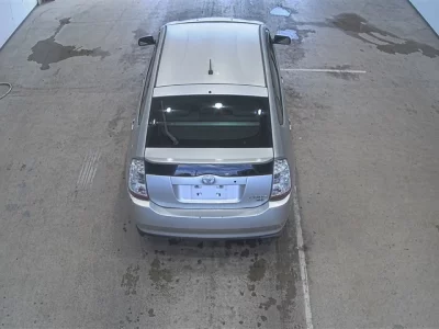 Toyota Prius  с аукциона в Японии