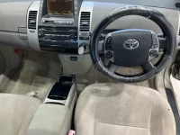 Toyota Prius лот № 20534 оценка RA  с аукциона в Японии 3