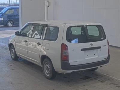 Toyota PROBOX  с аукциона в Японии