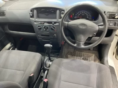 Toyota PROBOX  с аукциона в Японии