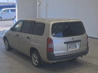 Toyota PROBOX  с аукциона в Японии
