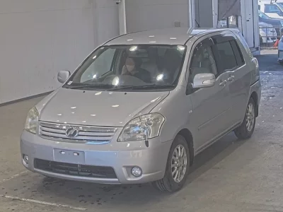 Toyota Raum
