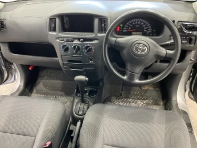 Toyota Succeed