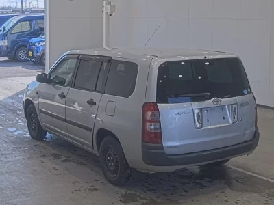 Toyota Succeed