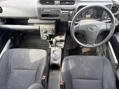 Toyota Succeed
