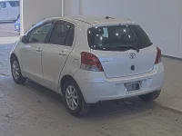 Toyota VITZ лот № 20586 оценка 3.5  с аукциона в Японии 1