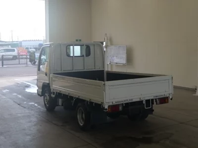 Nissan ATLAS  с аукциона в Японии