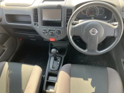 Nissan AD