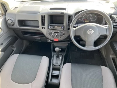 Nissan AD