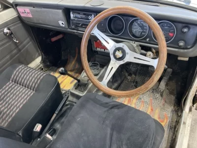 Nissan Sunny Truck