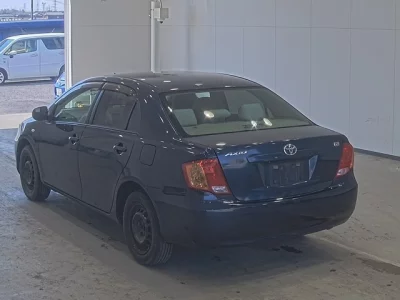 Toyota COROLLA AXIO  с аукциона в Японии