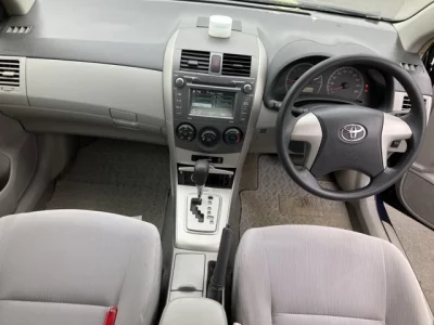 Toyota COROLLA AXIO  с аукциона в Японии