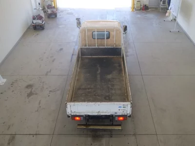 Toyota DYNA  с аукциона в Японии