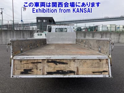 Toyota DYNA  с аукциона в Японии