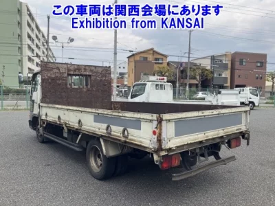 Toyota DYNA  с аукциона в Японии